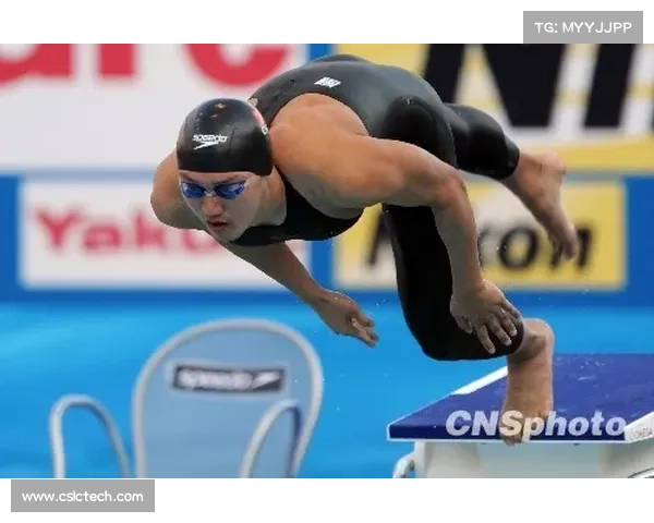 山东选手刘培鑫以7分56秒07破纪录夺得男子800米自由泳金牌